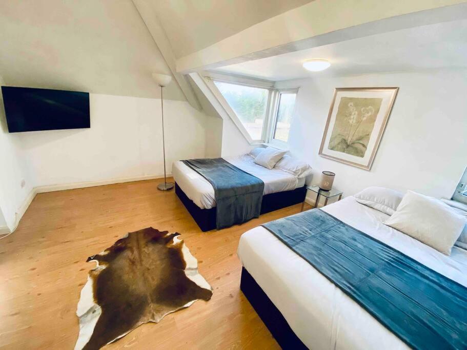 Апартаменты Penthouse Studio With 2 Double Beds & Smart Tv. Great London Location Экстерьер фото